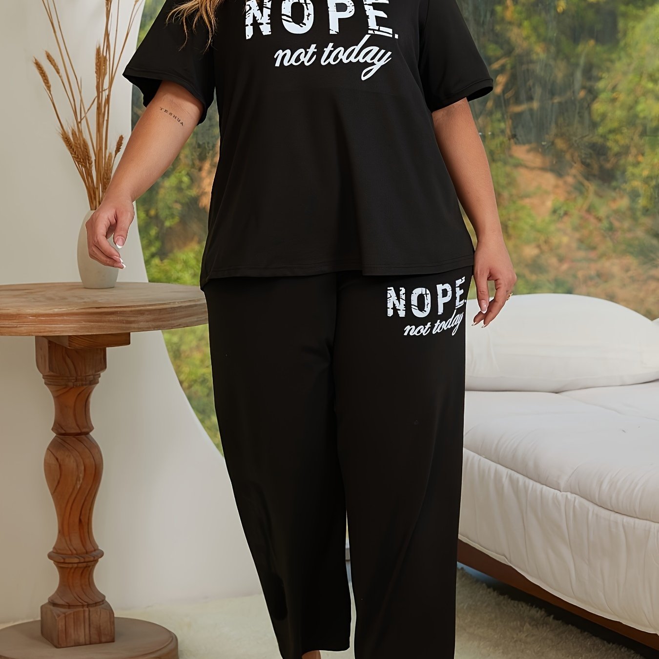Plus-Size Polyester Loungewear Set with Slogan Print Top and Pants for Women