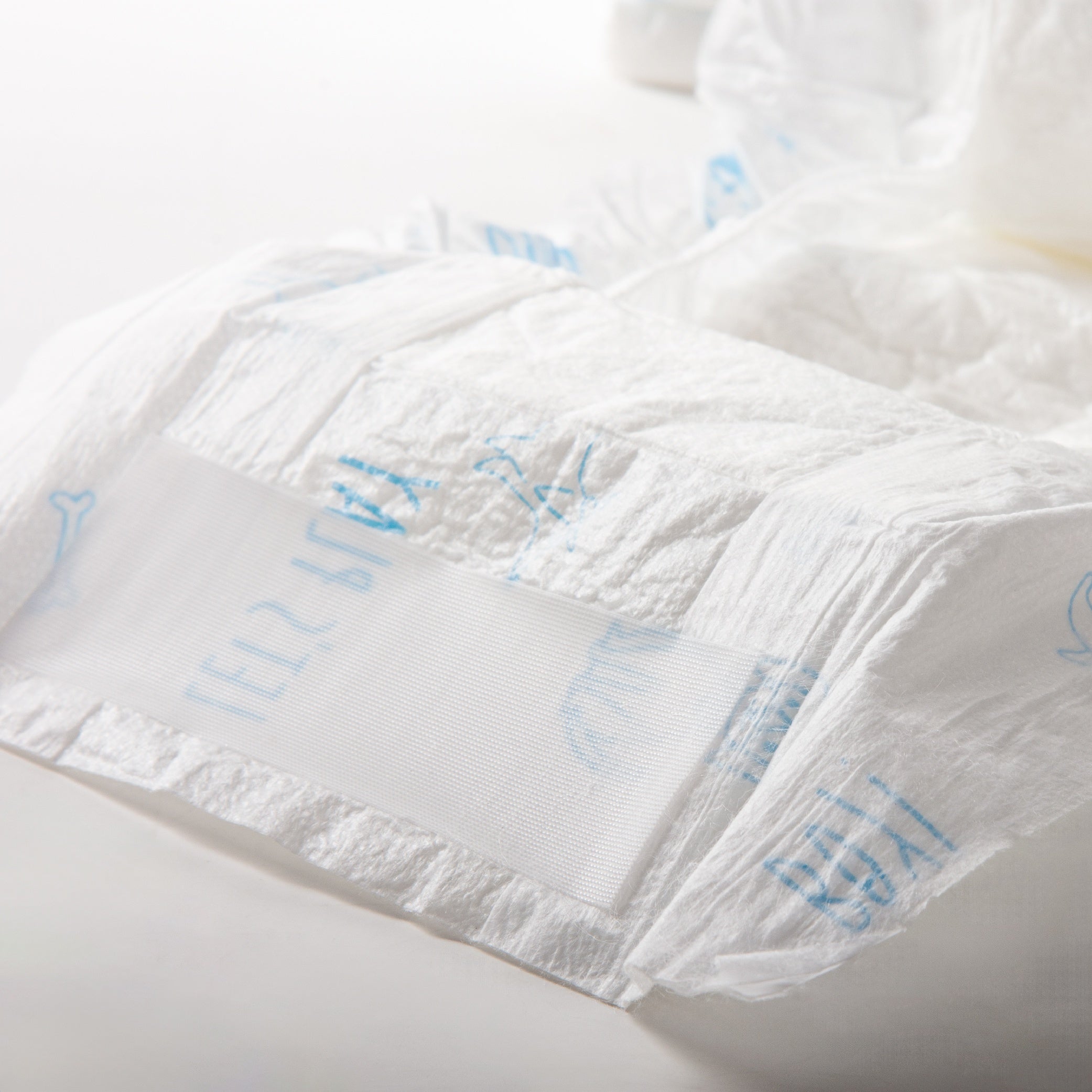 Ultra Absorbent Disposable Dog Diapers for Puppies and Elderly Dogs Leakproof Incontinence and Post-Surgery