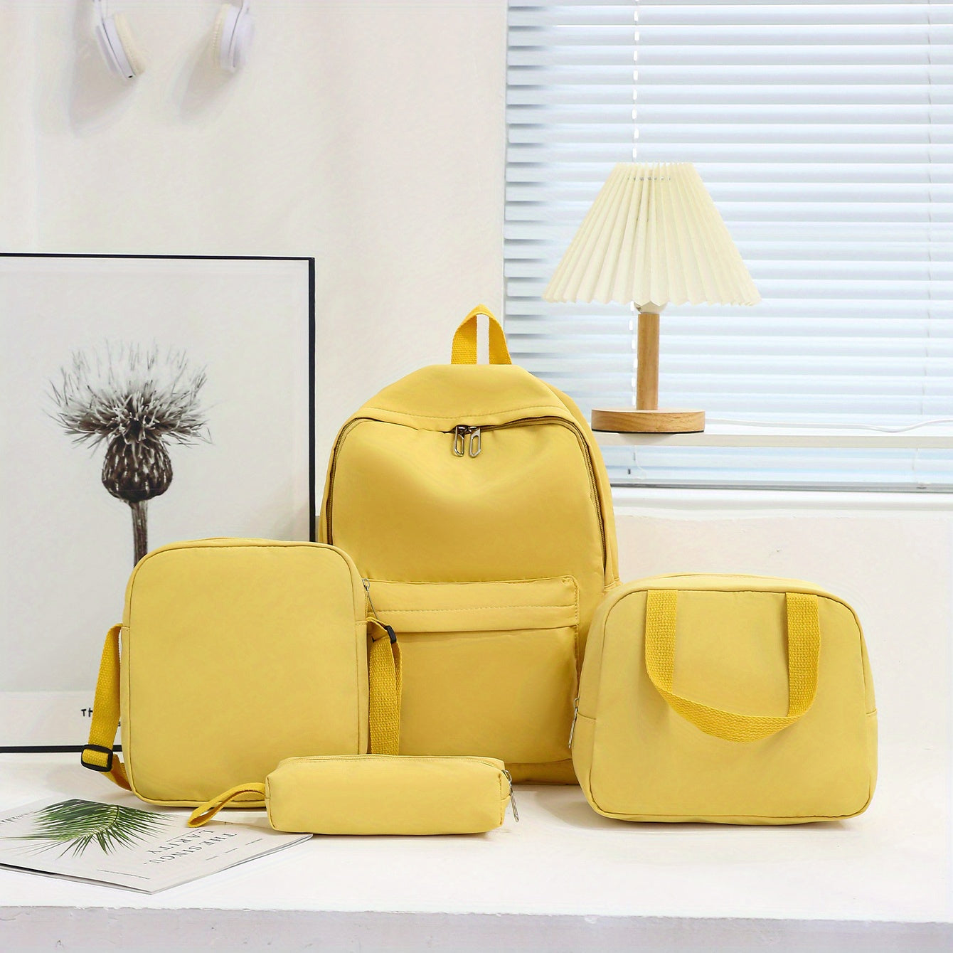 4 ta ruksak, kesish sumkasi, qo'l sumkasi va qalam sumkasi klassik bir xil ranglarda. Ayollar va erkaklar uchun tasodifiy sayohat uchun mos, katta sig'imga ega. Maktab qizlari va talabalar uchun ideal.