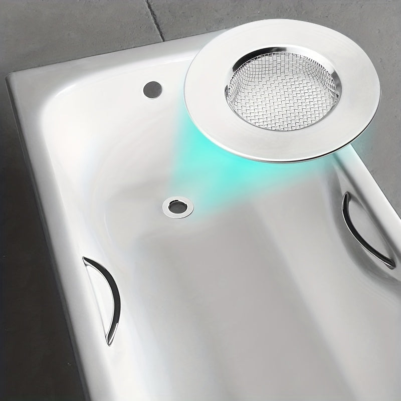 Ikki zanglamaydigan po'latdan yasalgan lavabo drenaj filtrlari, to'siqlarni oldini olish va hammomda sochlarni ushlab qolish uchun. Ushbu ko'p funksiyali filtrlar uy uchun zarur vositalardir.