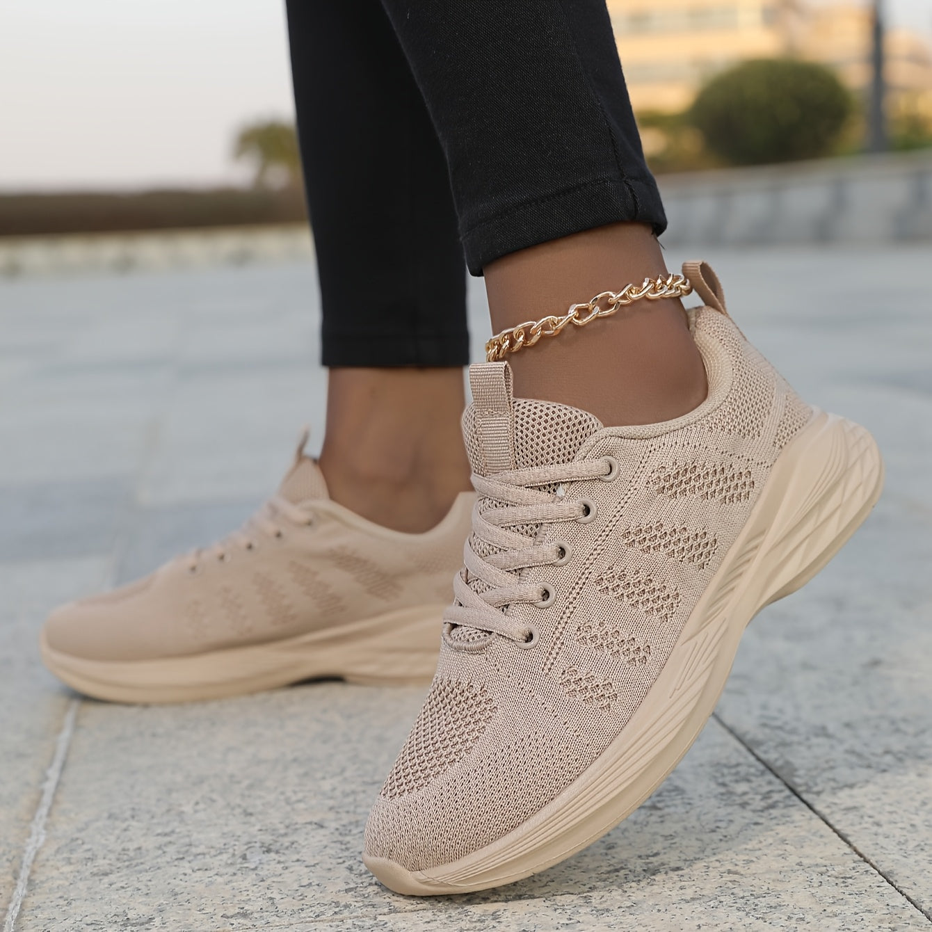 Women's Breathable Running Shoes All-Season Beige Lace-Up Sneakers