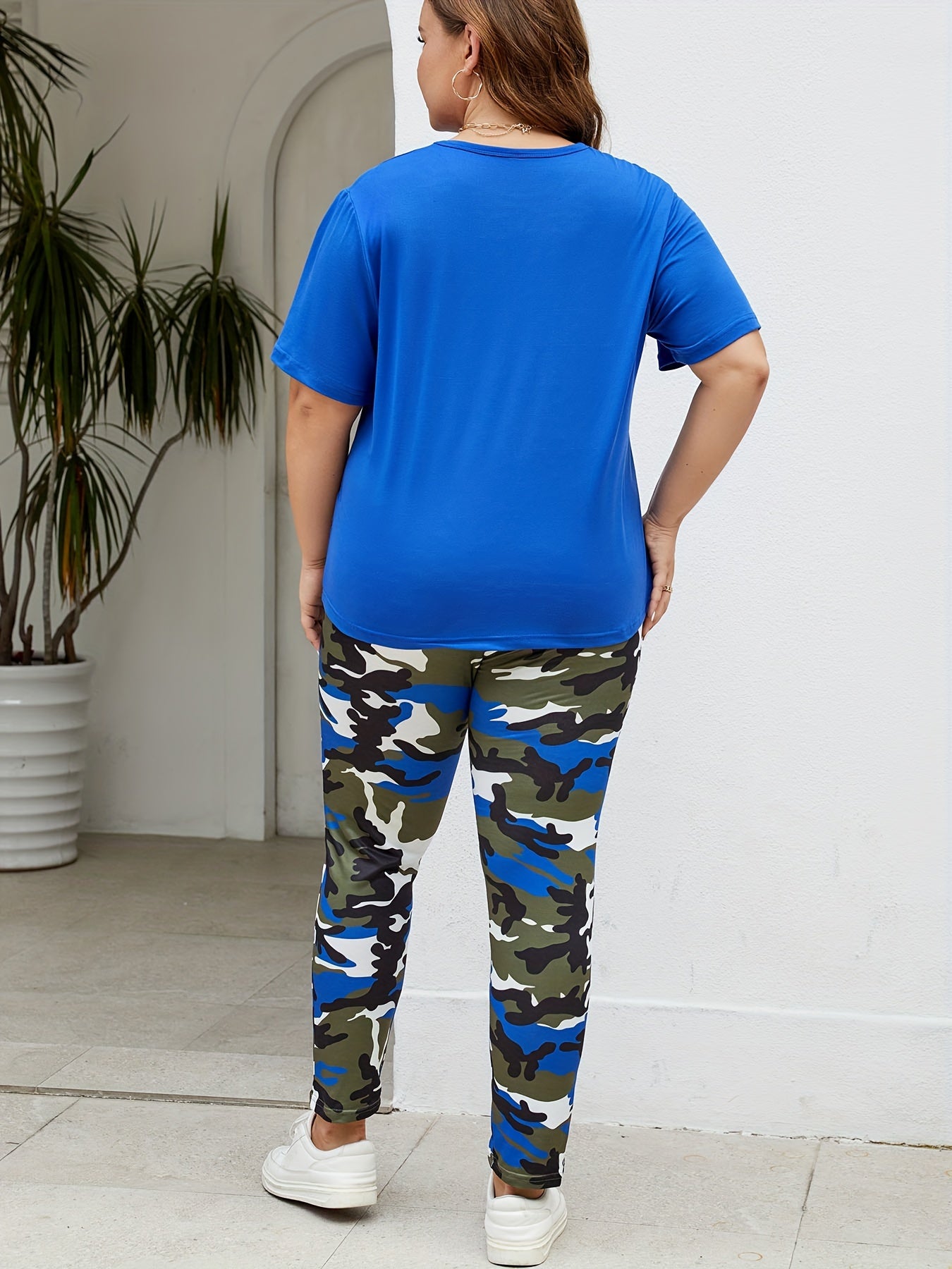 Plus Size Women's Casual Sportswear Set Camo Print T-Shirt Joggers Polyester