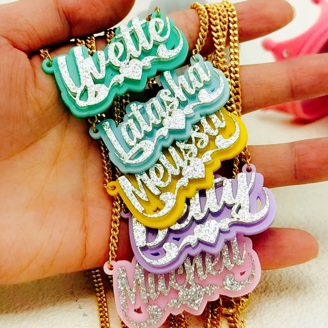 Personalized Acrylic Name Necklace with Heart Lace and Custom English Nameplate in Multiple Colors