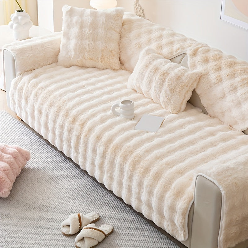 Зимний плюшевый искусственный меховой чехол для дивана с защитой от скольжения, подходит для диванов до 4 мест. Чехол из полиэстера, который можно стирать в машине, для домашнего и офисного декора, станет уютным рождественским подарком.