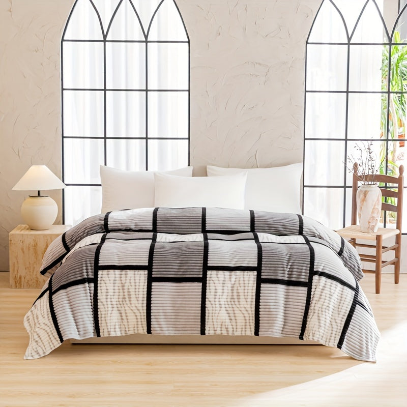 Plaid Flannel Throw Blanket Lightweight Durable Woven Polyester for All Seasons
