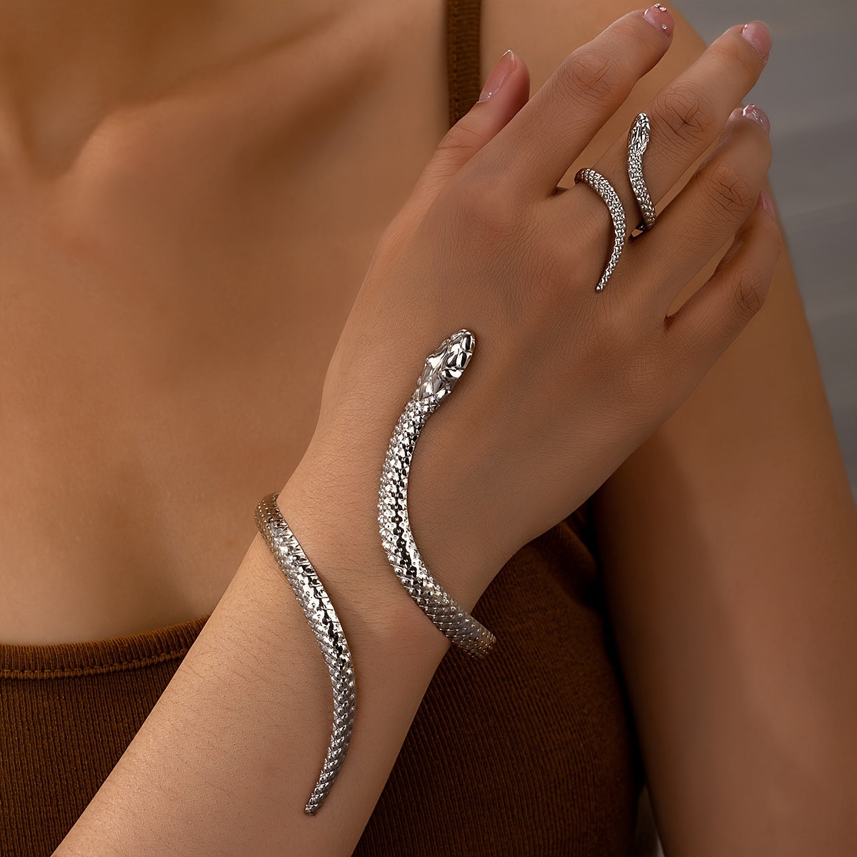 Retro Bohemian Snake-Shaped Ring and Bracelet Set Dark Trendy Jewelry Collection