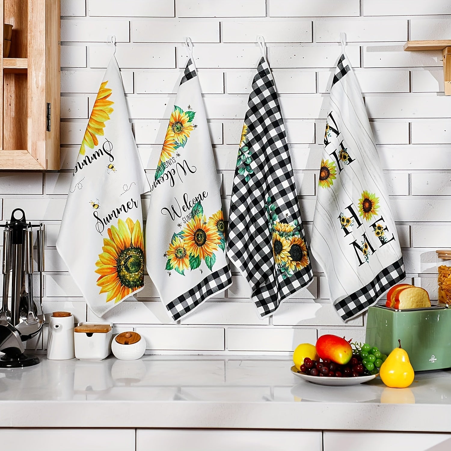 Set of 4 Sunflower Printed Microfiber Dish Towels for Kitchen Cleaning and Decoration