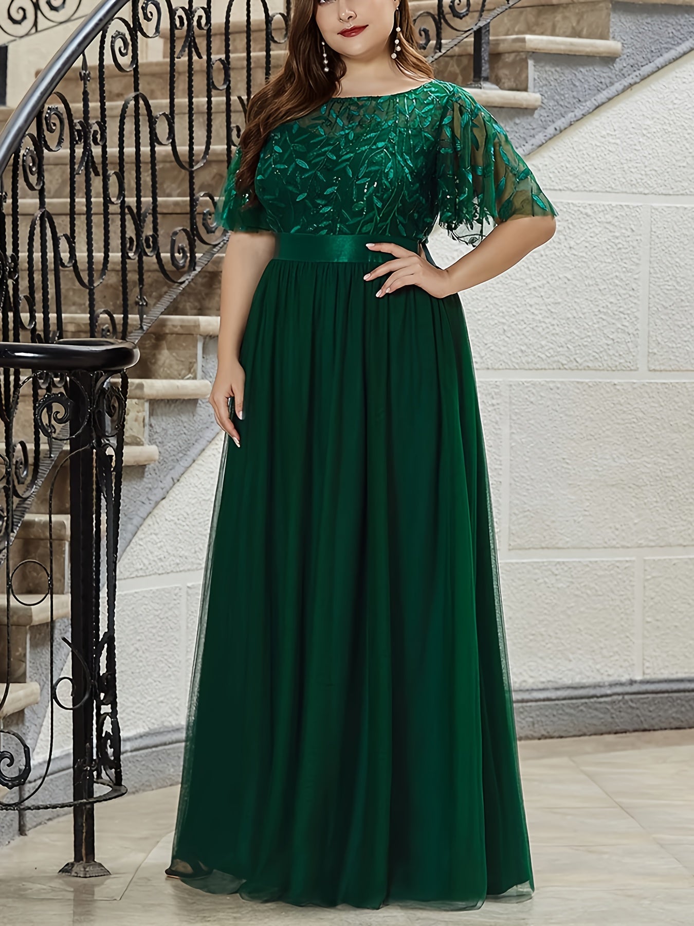 Women's Plus Size Emerald Green Lace-Trimmed Midi Dress with Belt