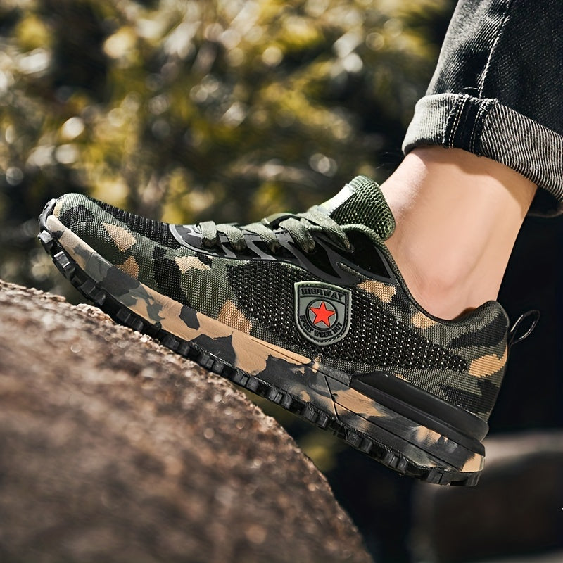 Men's Lightweight Camouflage Fabric Sneakers for Outdoor Activities Low-Top Lace-Up Anti-Slip