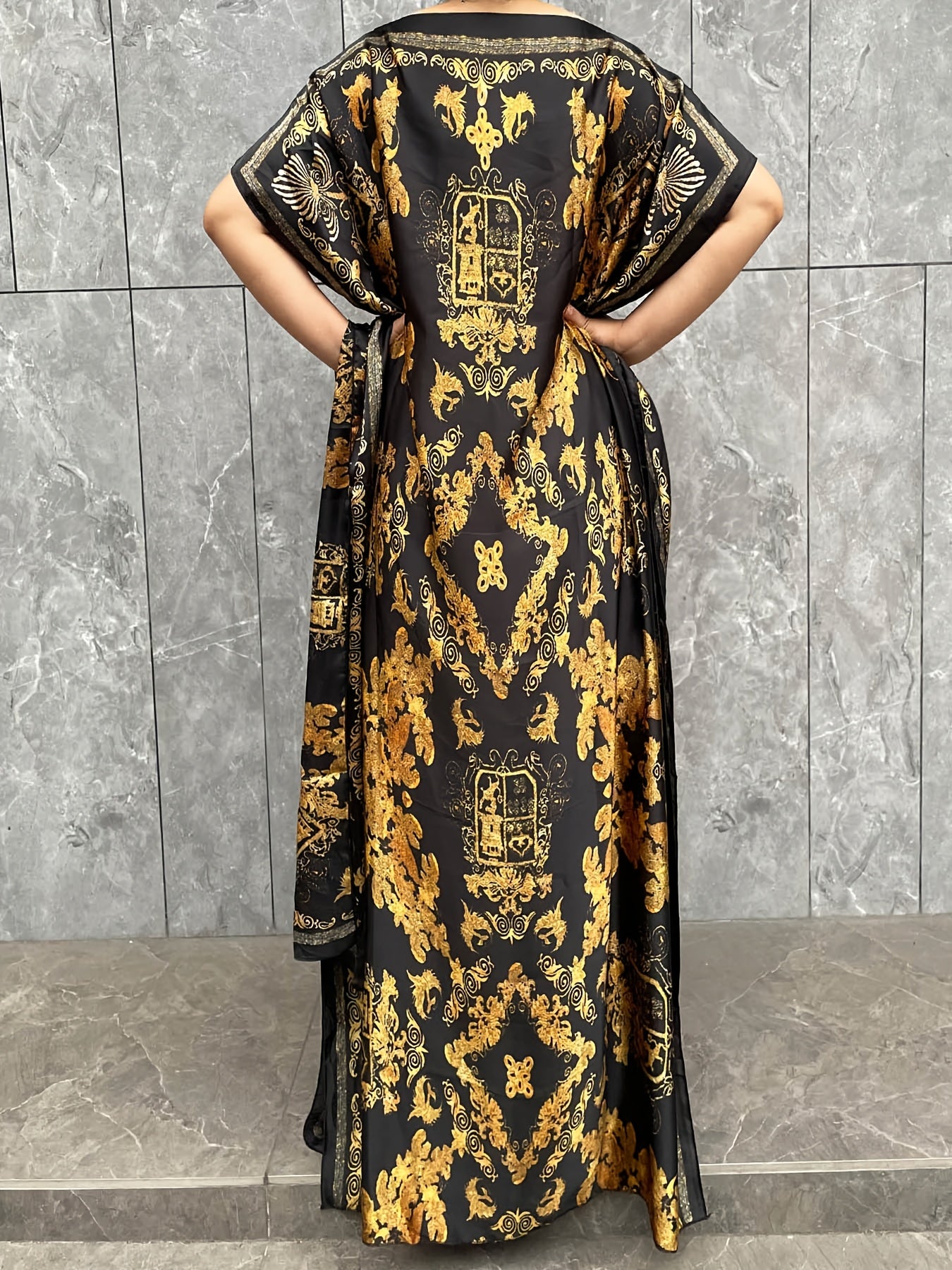 Ayollar uchun katta o'lchamdagi gul bosma tunika kiyiwi va sharf, polyester, barcha mavsum uchun