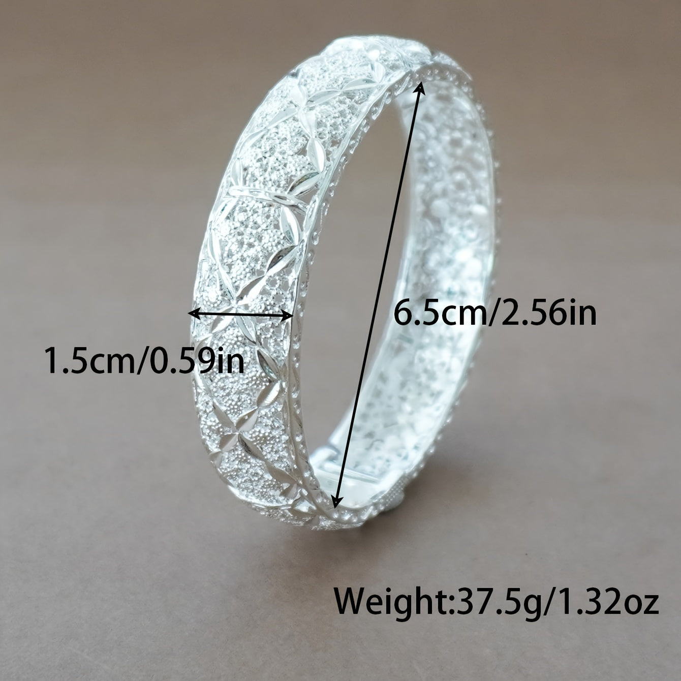 Oʻzbekistondan, Hindistondan, Dubaydan va Efiopiyadan ayollar uchun hashamatli Afrika vintage moda bilaguzuk - toʻy tantanalari va maxsus tadbirlar uchun mukammal