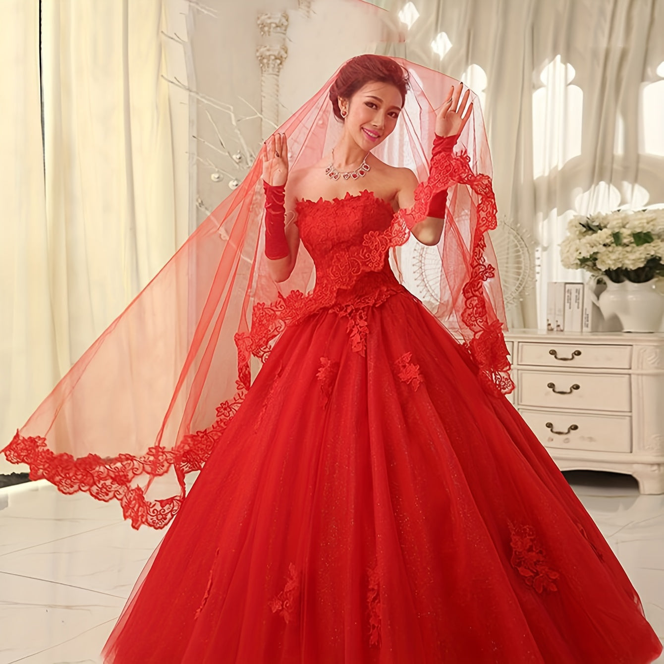 Qizlar uchun Qizil Lale toʻqimi 1.5m Bir qatlamli gullar chetli tarmoq