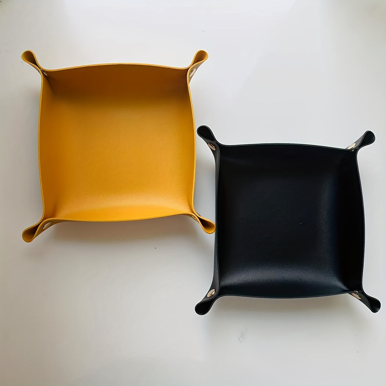 Caja de almacenamiento de cuero PU para escritorio, joyería, cosméticos, llaves y frutos secos