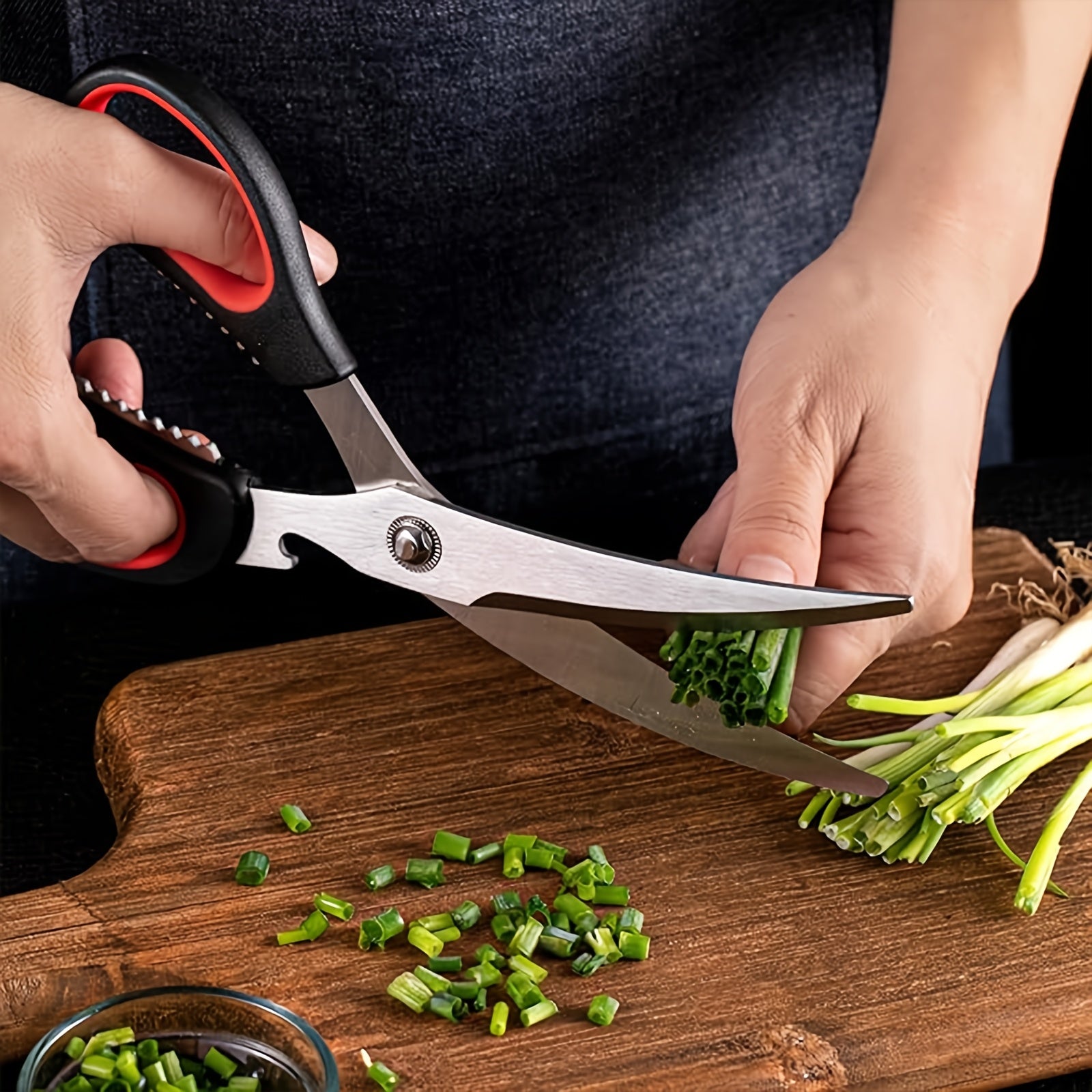 Stainless Steel oshxona qiyqichlari parranda qirqish uchun o'tkir tishli qirqish pichog'i ko'p maqsadli