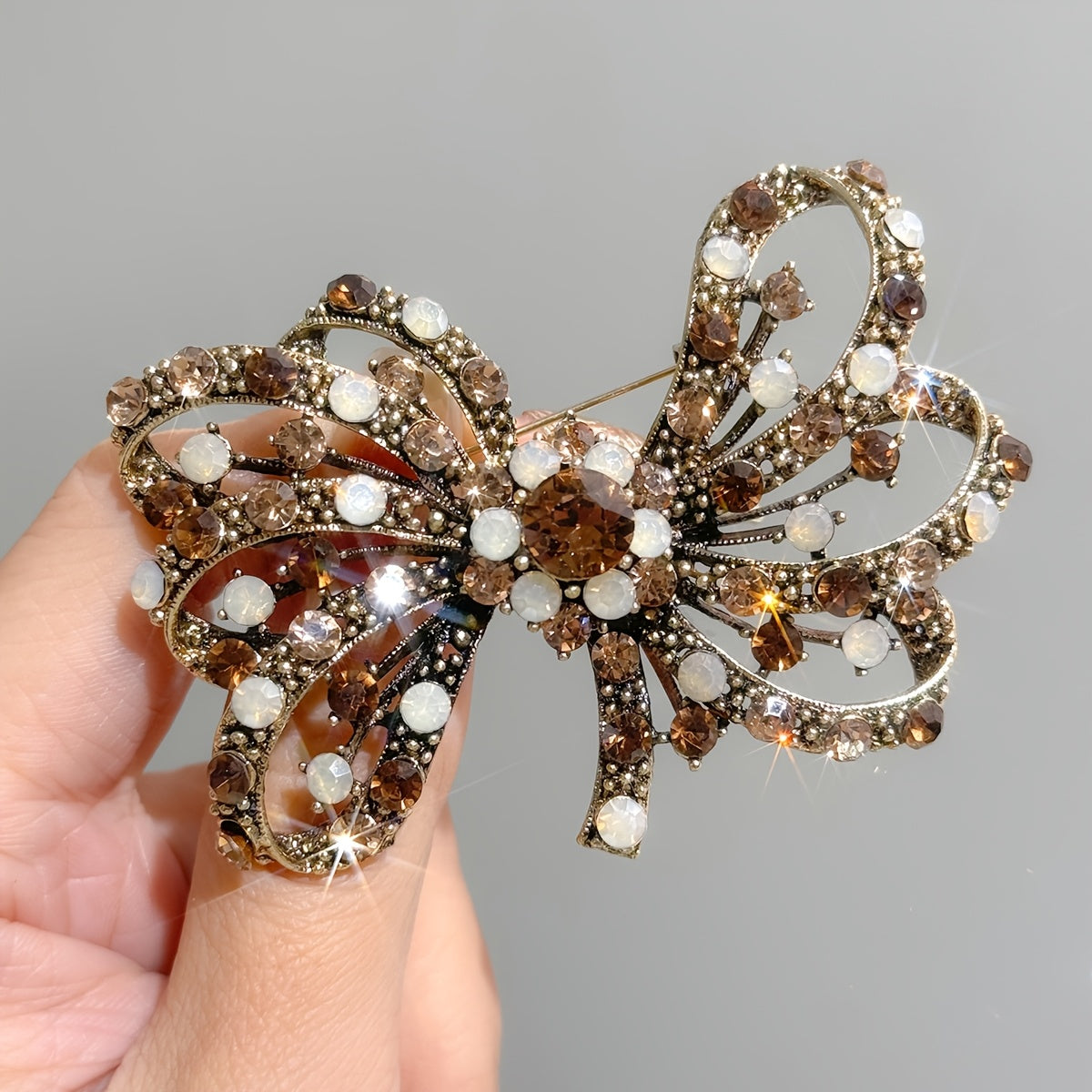 Retro-Style Butterfly Brooch Pin with Rhinestones for Suits and Scarves