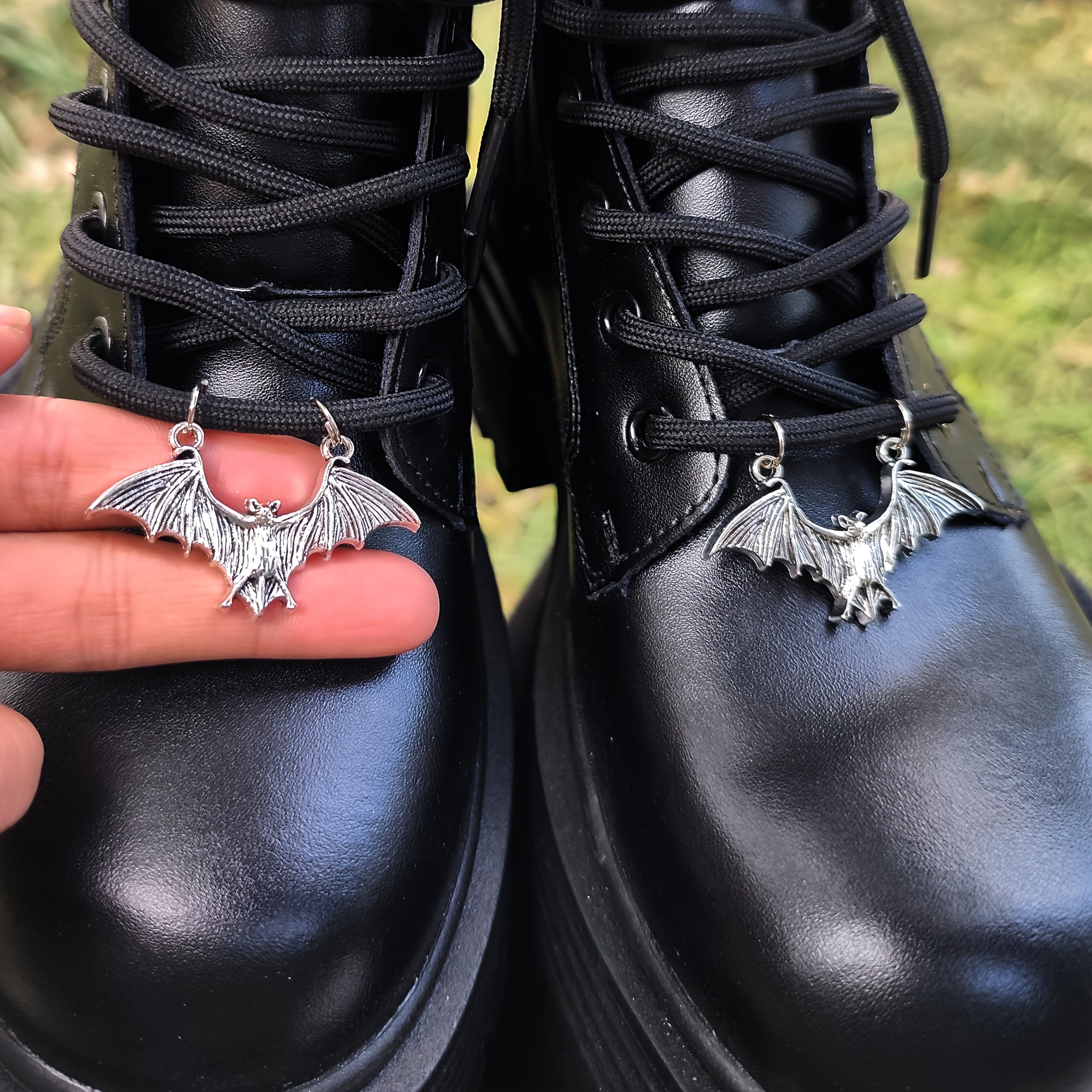 2Pcs Gothic Punk Bat Shoe Charms Zinc Alloy Removable Accessories for Boots