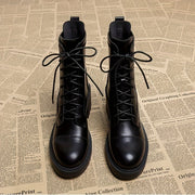 Ayollar uchun qora qalin o'rta poyabzal, tizzaga chiqadigan, charm, bog'lamli, kundalik va rasmiy kiyim uchun