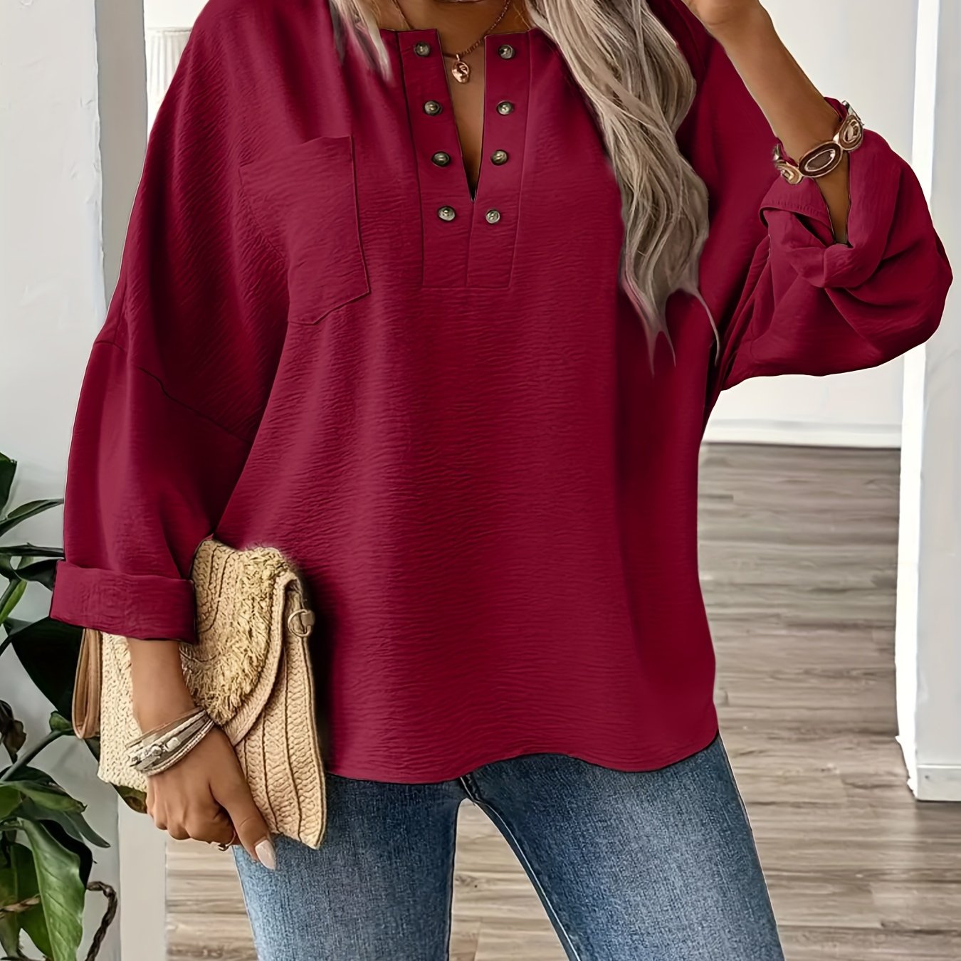 Women's Large Size Long Sleeve Woven Shirt for Spring and Fall