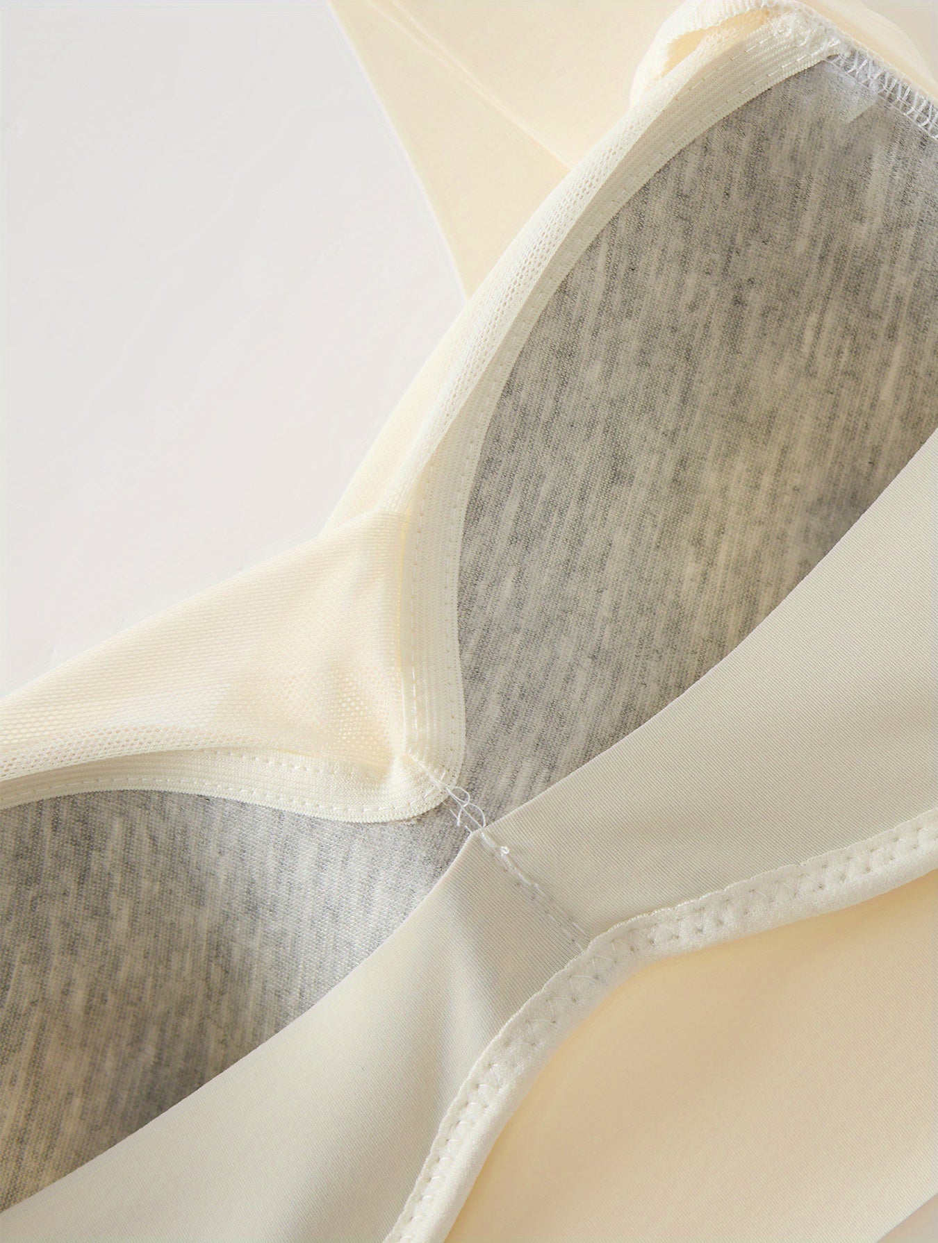 Women's Stretchy Sports Bras 6 Pack Breathable Mesh Back V-Neck Adjustable Straps