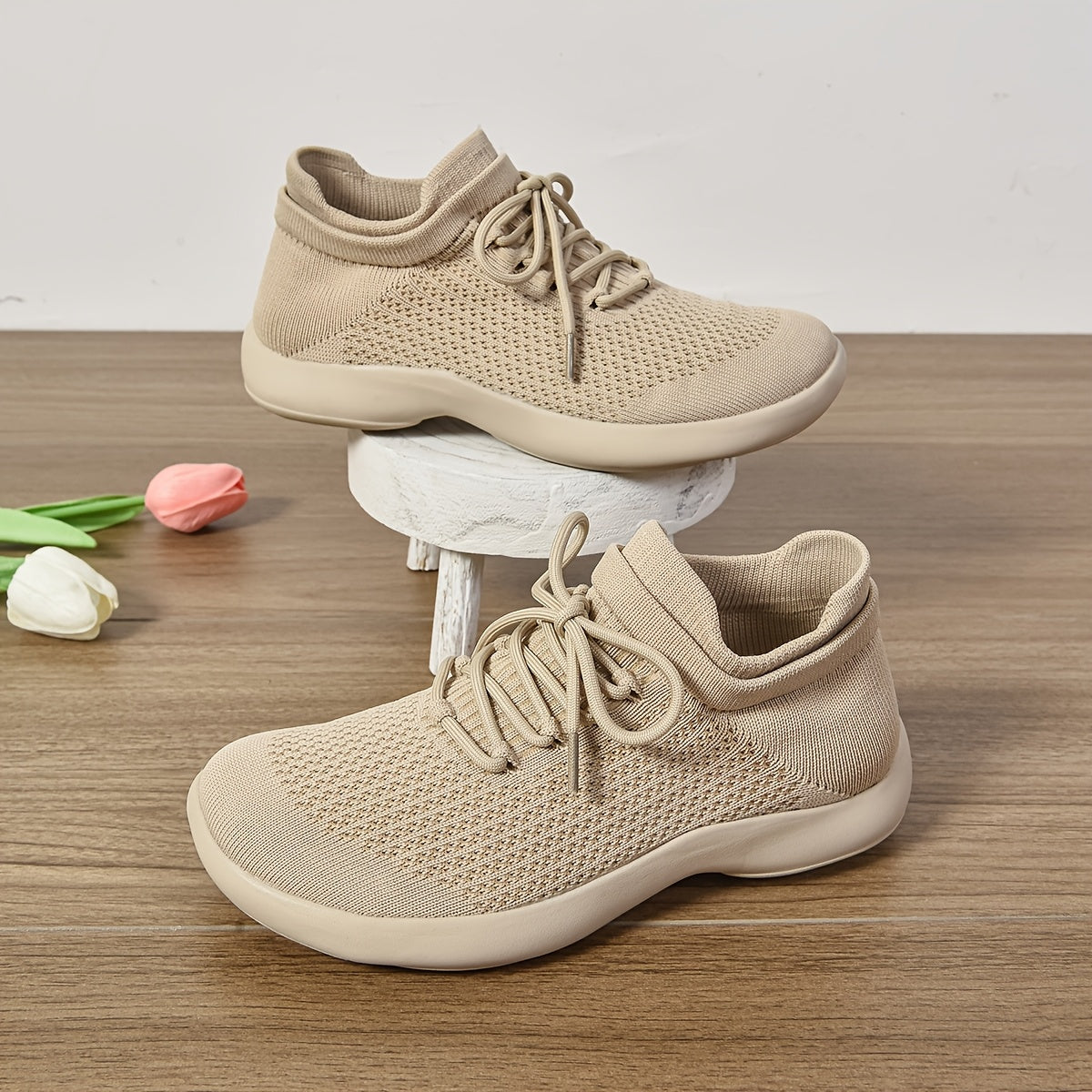 Women's Casual Low Top Lace Up Walking Shoes Breathable Non Slip Fabric