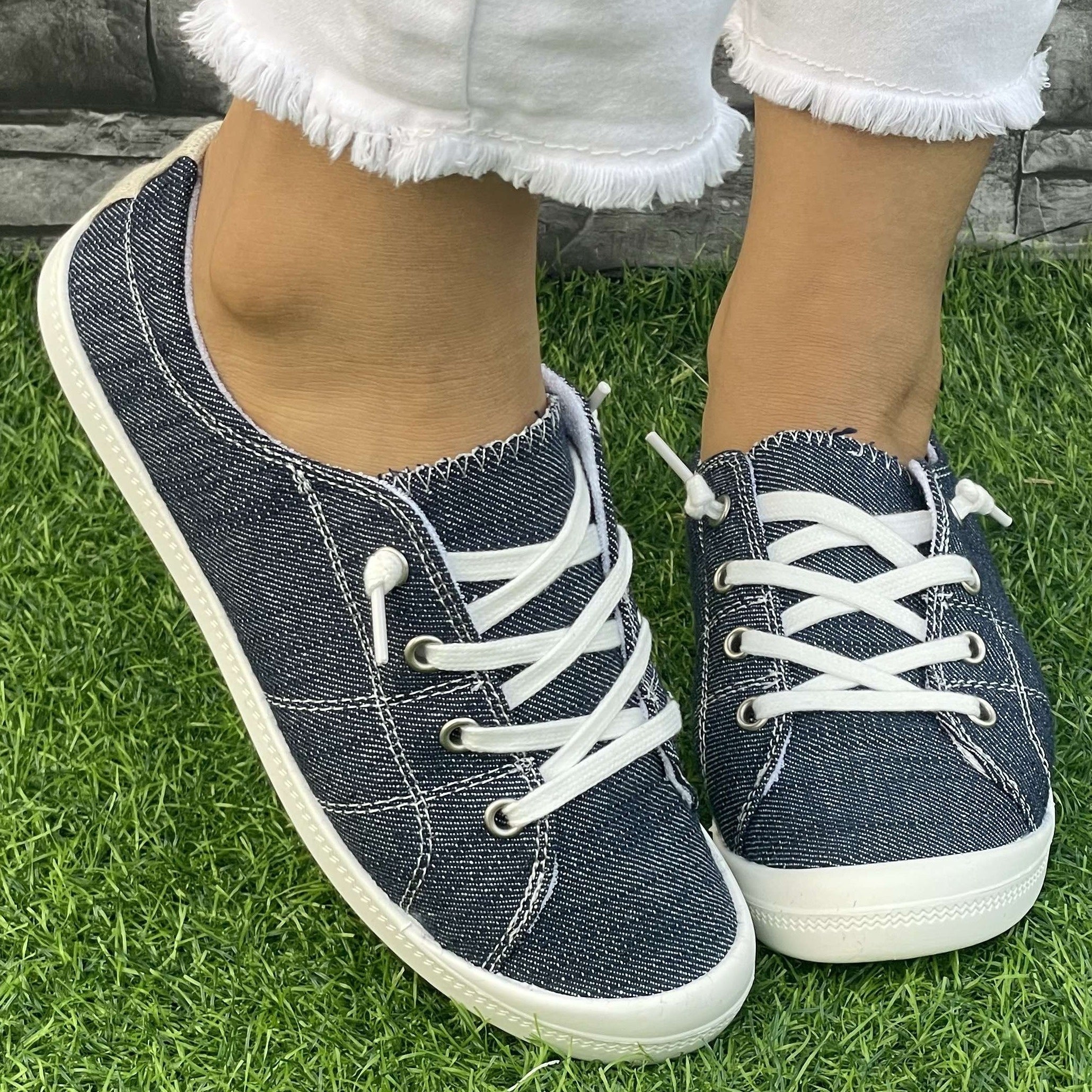 Women's Casual Solid Color Fabric Outdoor Work Shoes All-Season Lightweight