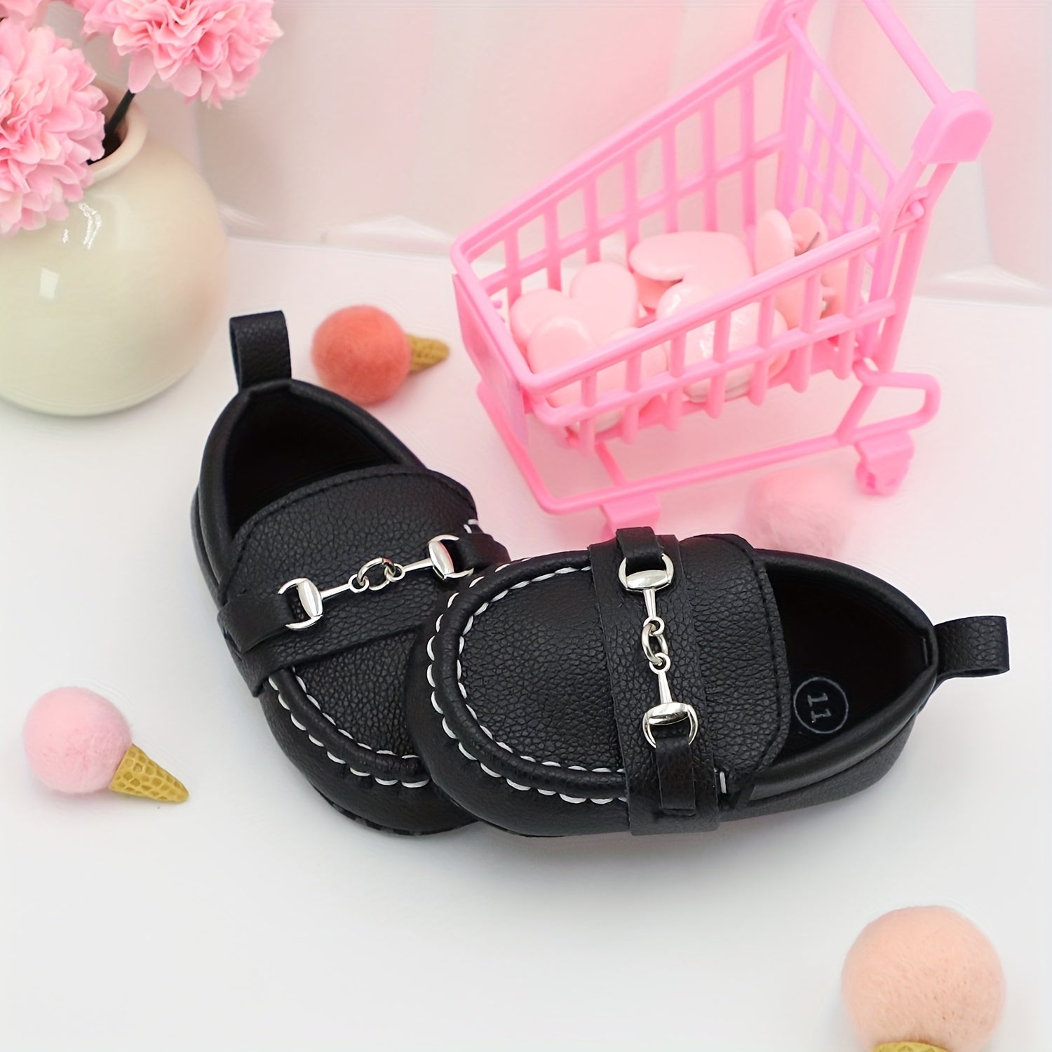 Kichkina bolalar va chaqaloqlar uchun ichki va bayram poyabzali, bir xil rangli PU mato, osongina kiyinadigan, har mavsum uchun qulay