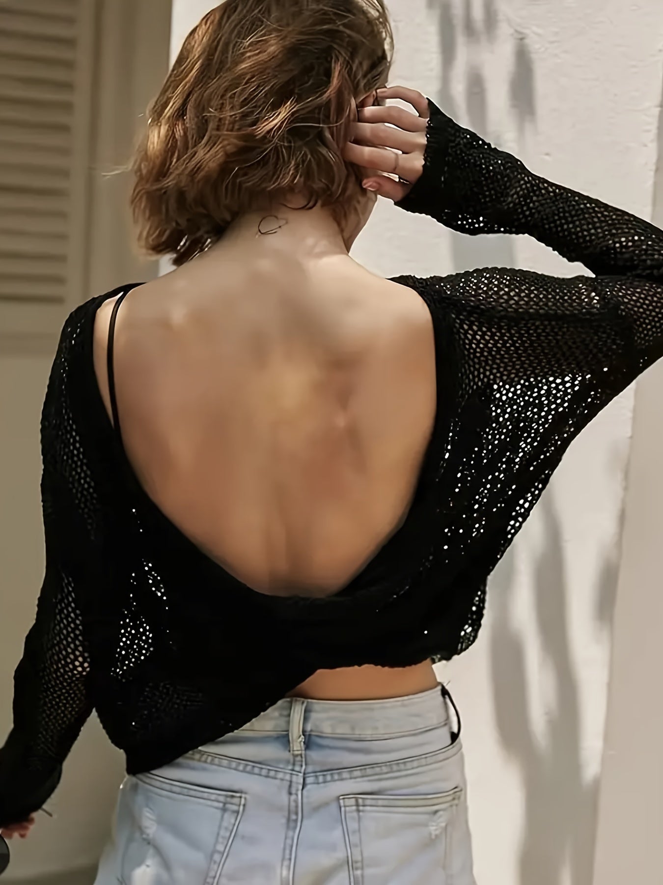 Wireless Push-Up Bra with Adjustable Backless Straps for Comfortable Fit in Multiple Sizes