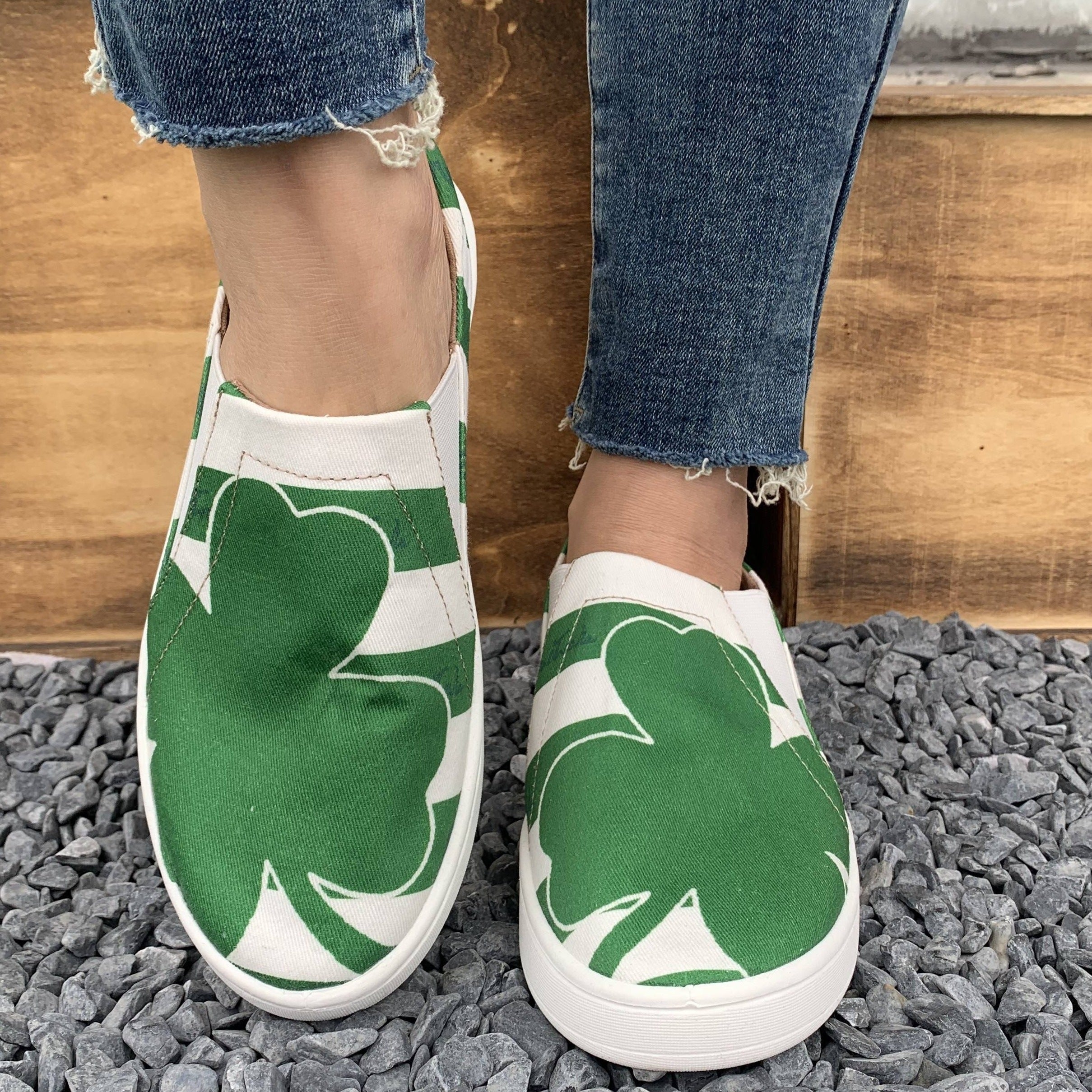 Women's Striped Clover Slip-On Casual Shoes with Soft Soles