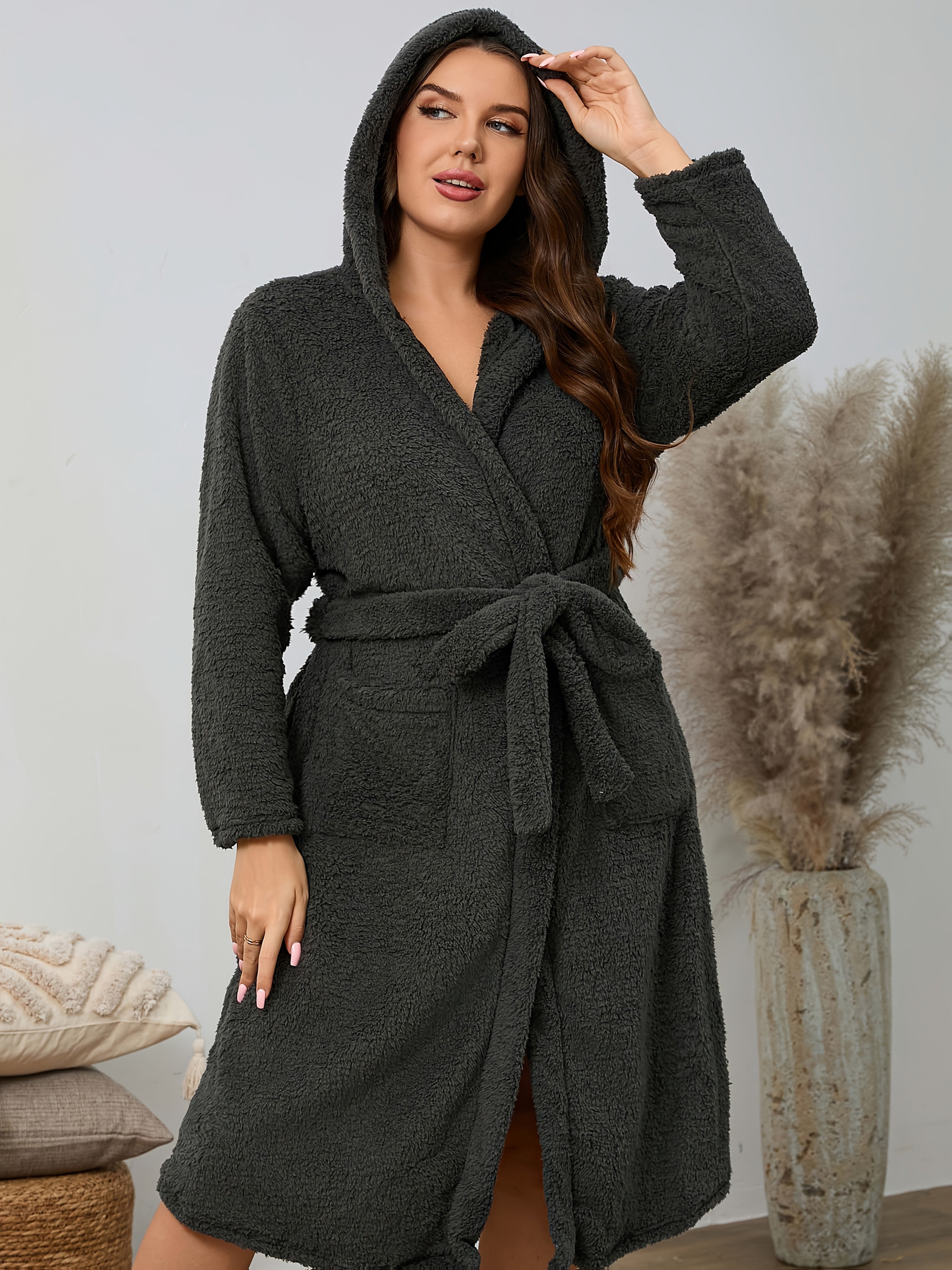 Plus Size Women's Fleece Long Sleeve Hooded Nightgown Lounge Robe for Fall Winter