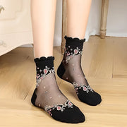 Women's No-Show Floral Socks 5 Pairs Lightweight Knit Polyester Elastane