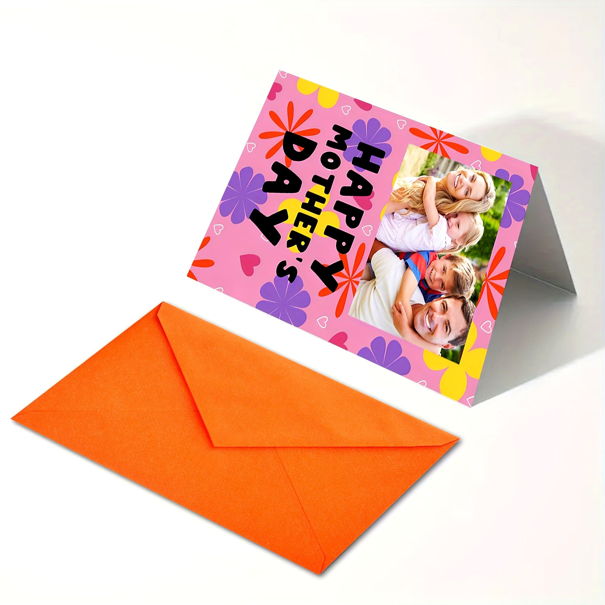 Ona uchun noyob, shaxsiylashtirilgan Onalar kuni kartasi - vintage uslubida tayyorlangan, shirinlik va hazilni birlashtiradi. Tug'ilgan kunlar va maxsus bayramlar uchun ideal.