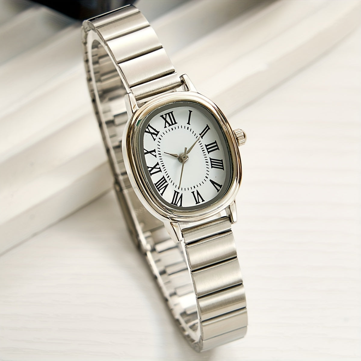 Lady's Quartz Watch Korean-Inspired Design Slim Elegant Timepiece