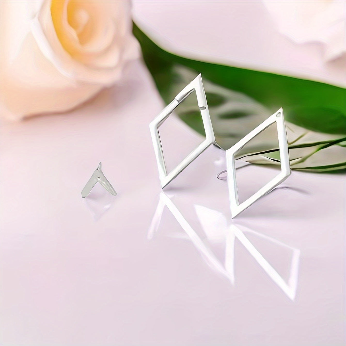 Women Boho Chic Geometric Zinc Alloy Hoop Earrings Daily Wear Gift Accessory