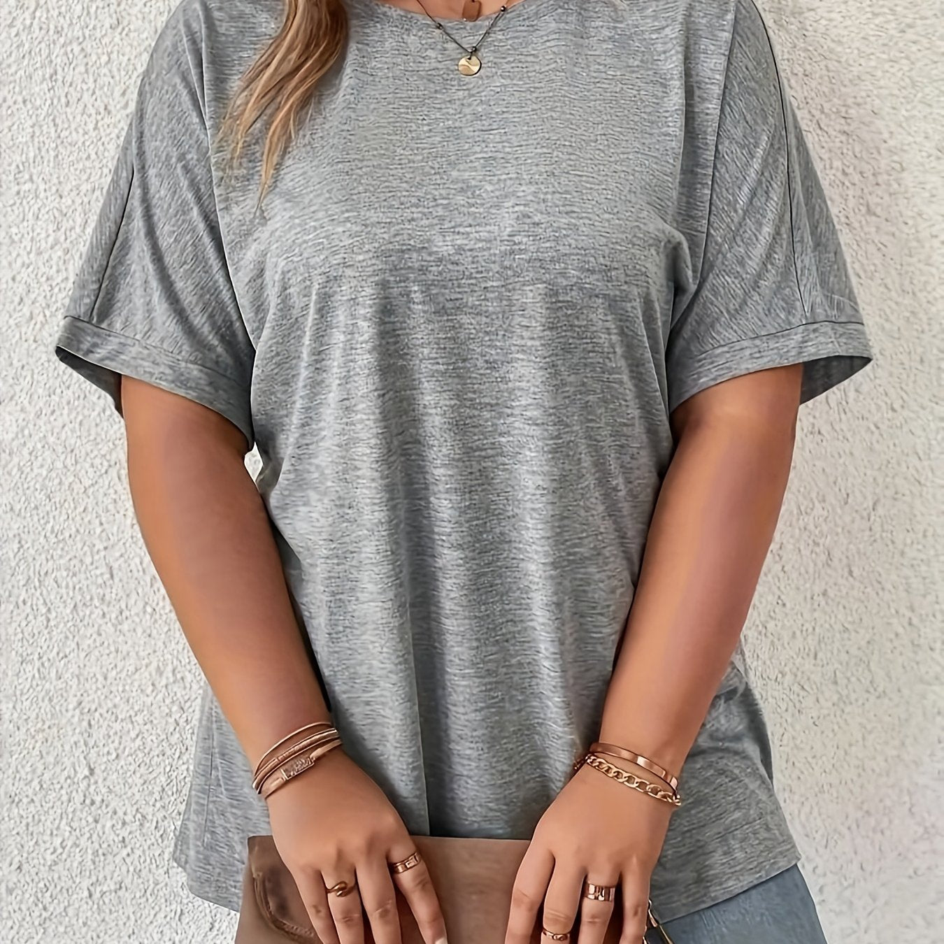 Women's Casual Polyester Blend Crew Neck T-Shirt with Pocket Short Sleeve