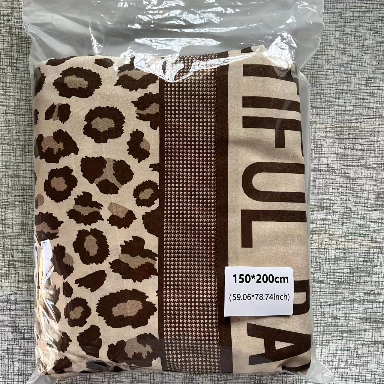 Leopard Print Duvet Cover Set with 2 Pillowcases for Bedroom and Guest Room