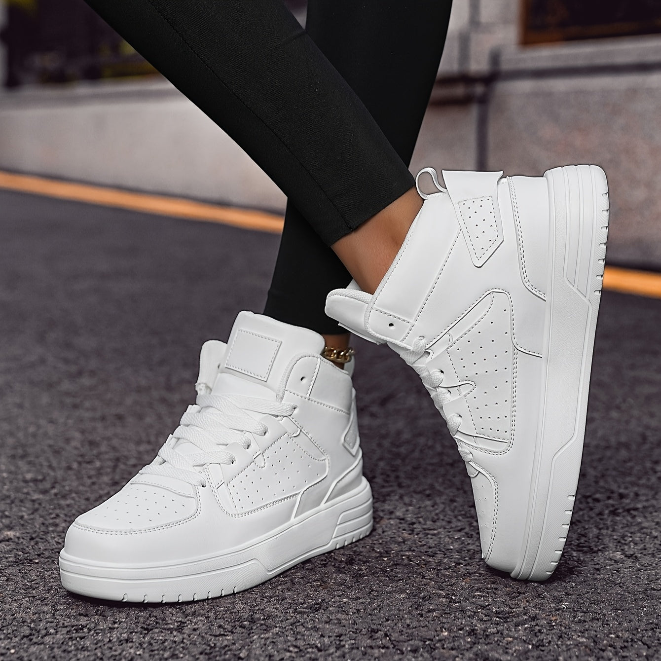 Women’s Casual High-Top Sneakers Breathable Lace-Up Sports Shoes