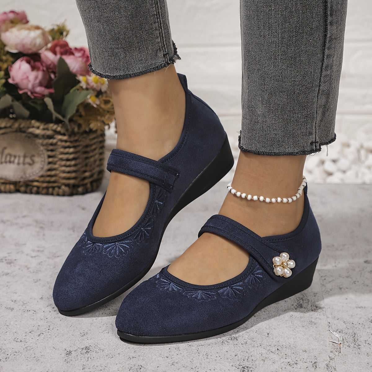 Ayollar uchun flanelli tikilgan Mary-Jane poyabzali, engil, kundalik, yengil burchakli taglik bilan