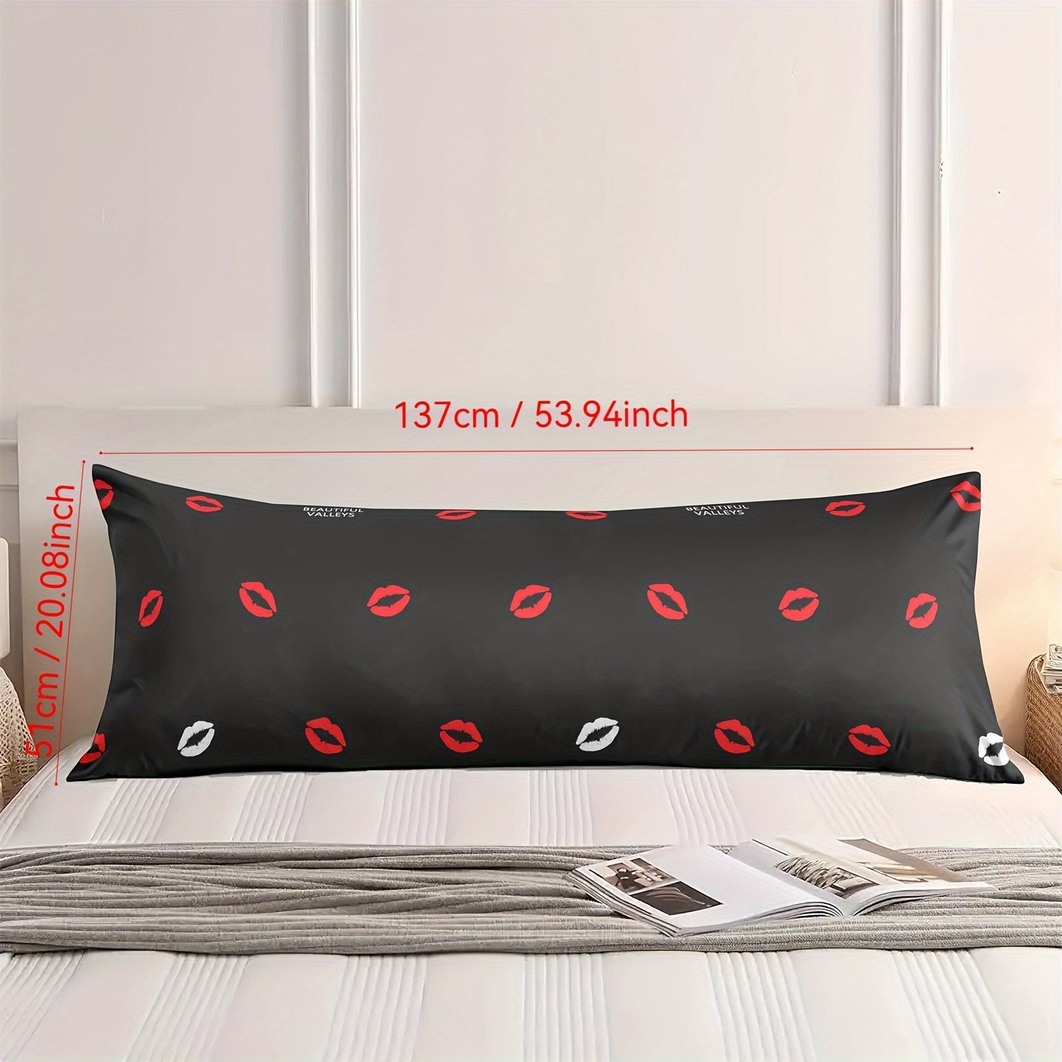 Polyester Geometric Pattern Pillowcase for Body Pillow Soft and Washable