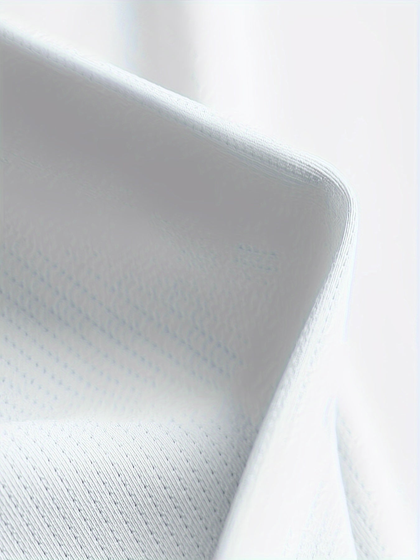 Men's Quick-Dry Breathable Polyester Sports T-Shirt for Running Fitness and Workout