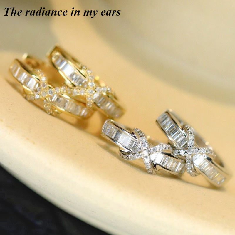 Zamonaviy va Minimalist Moissanite Xoch Halqali Momoqlar, 925 Silver Qoplamasi va Mis bilan Yasalgan, Har Kuni va Maxsus Tadbirlar Uchun Mukammal, Har Fasl Uchun Porloq Zargarlik