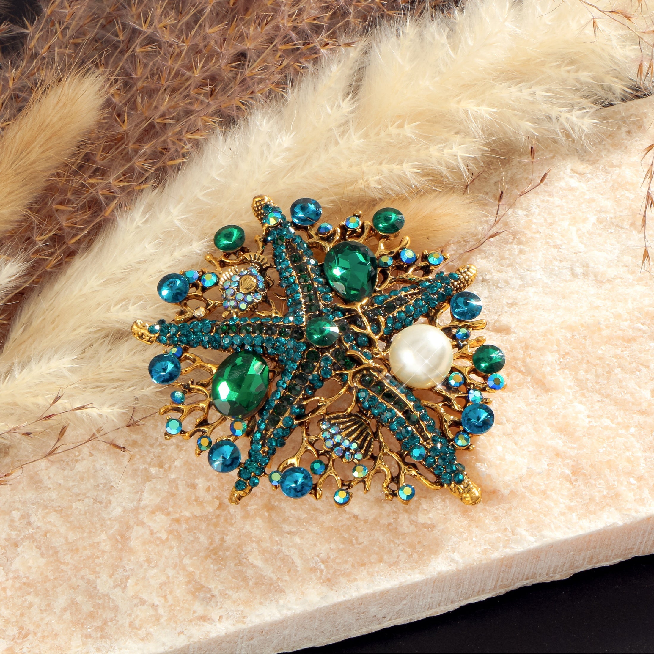 Vintage-Inspired Starfish and Coral Brooch Women's Fashion Pin with Rhinestone and Pearl Details