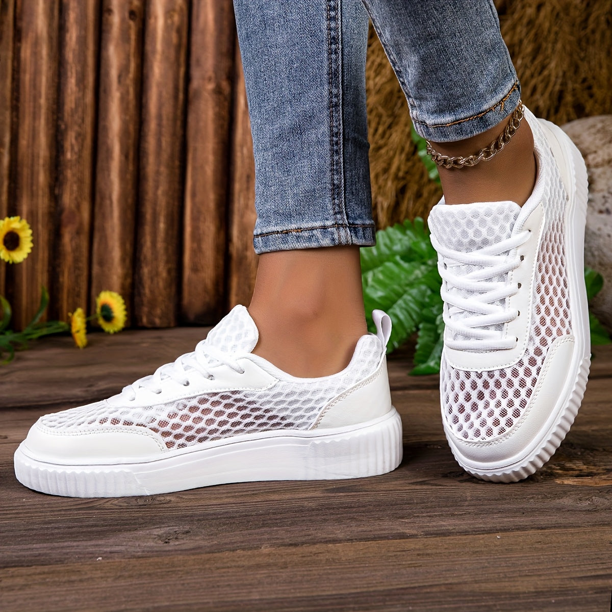 Women's Mesh Sneakers Lightweight White Low-Top Lace-Up Running Casual