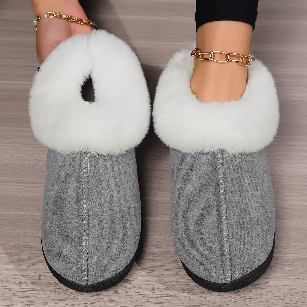Women's Plush Lined Slippers Solid Color Cozy Home Slip Ons