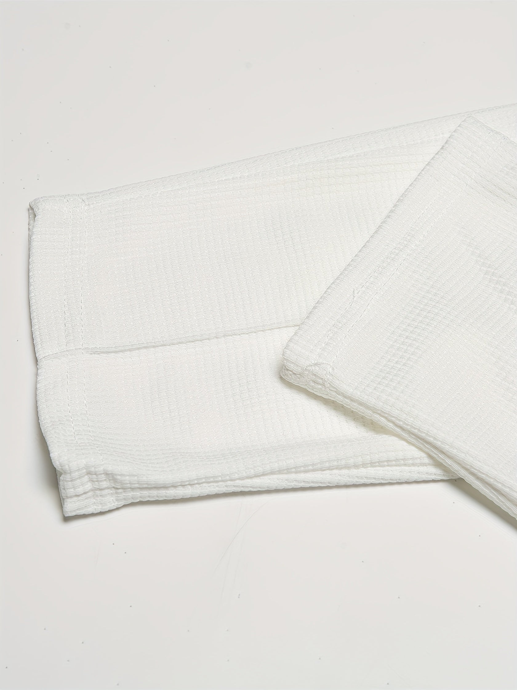 Men's Slim Polyester Sweatpants with Drawstring Waist for Spring and Autumn Running