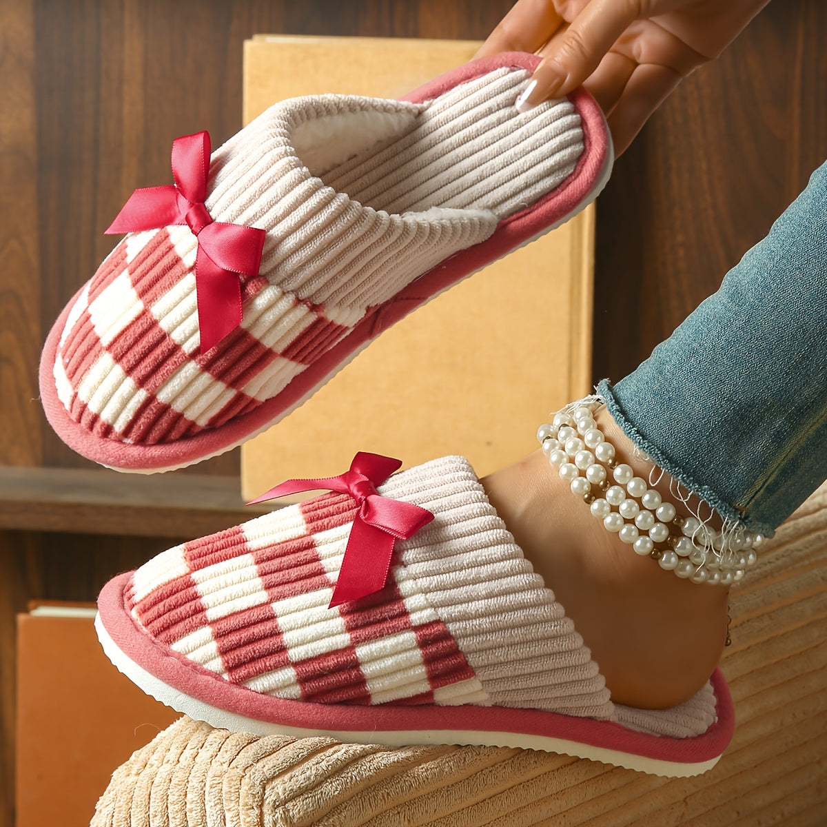 Женские плюшевые домашние тапочки-слипоны с бантом, в клетчатый узор, с амортизирующей подошвой из EVA