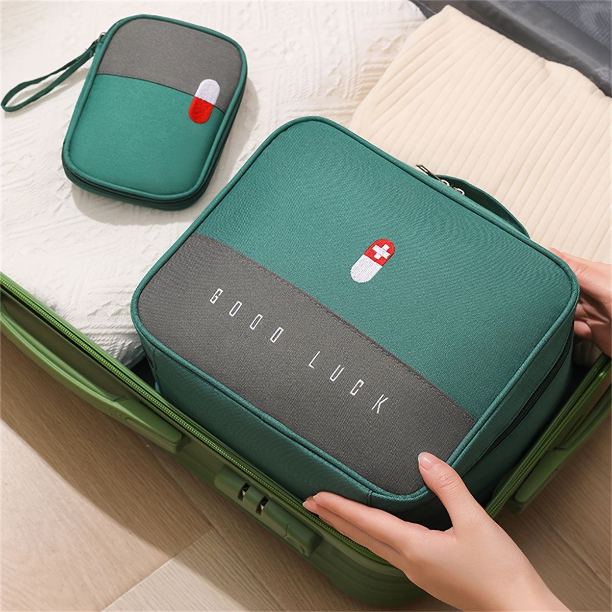 Portable Medicine Organizer Box Zipper Travel Storage Bag