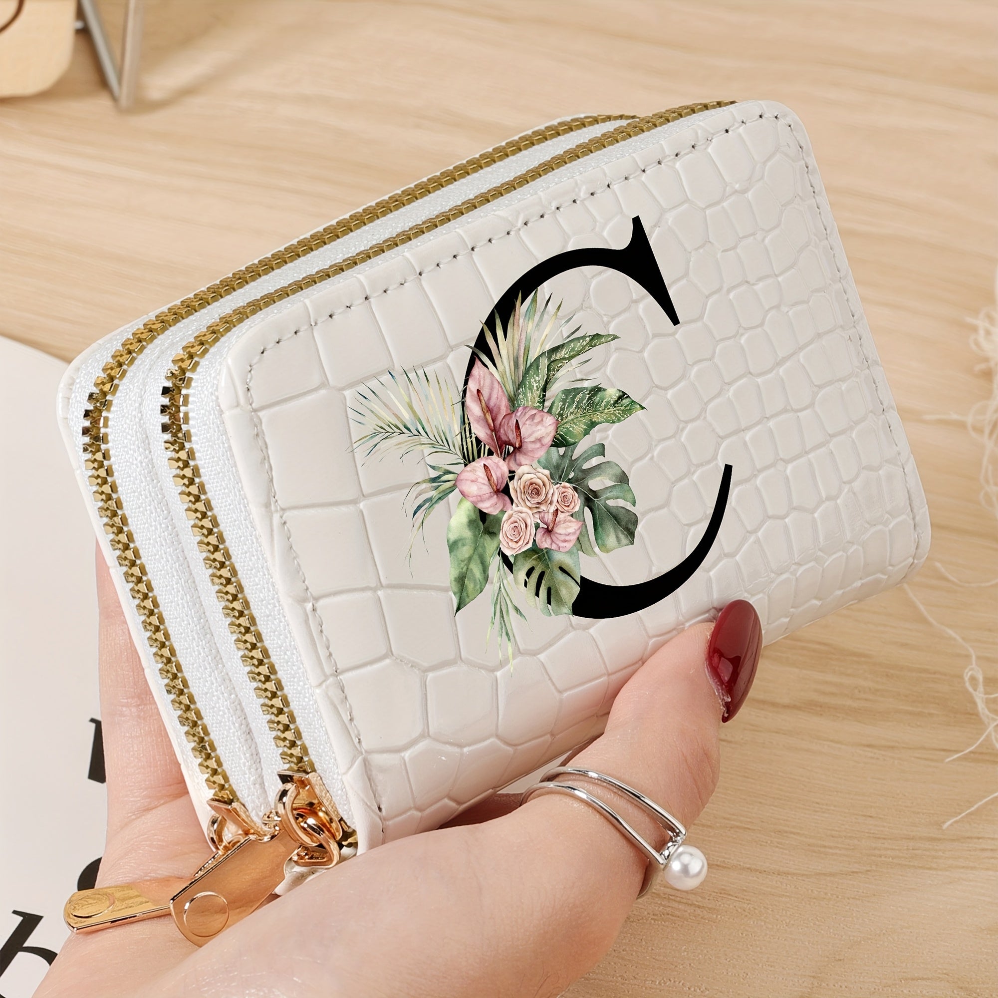 Cartera para tarjetas de crédito para mujer con estampado floral de letras, negro y blanco, gran capacidad, con cremallera y textura de cocodrilo en PU