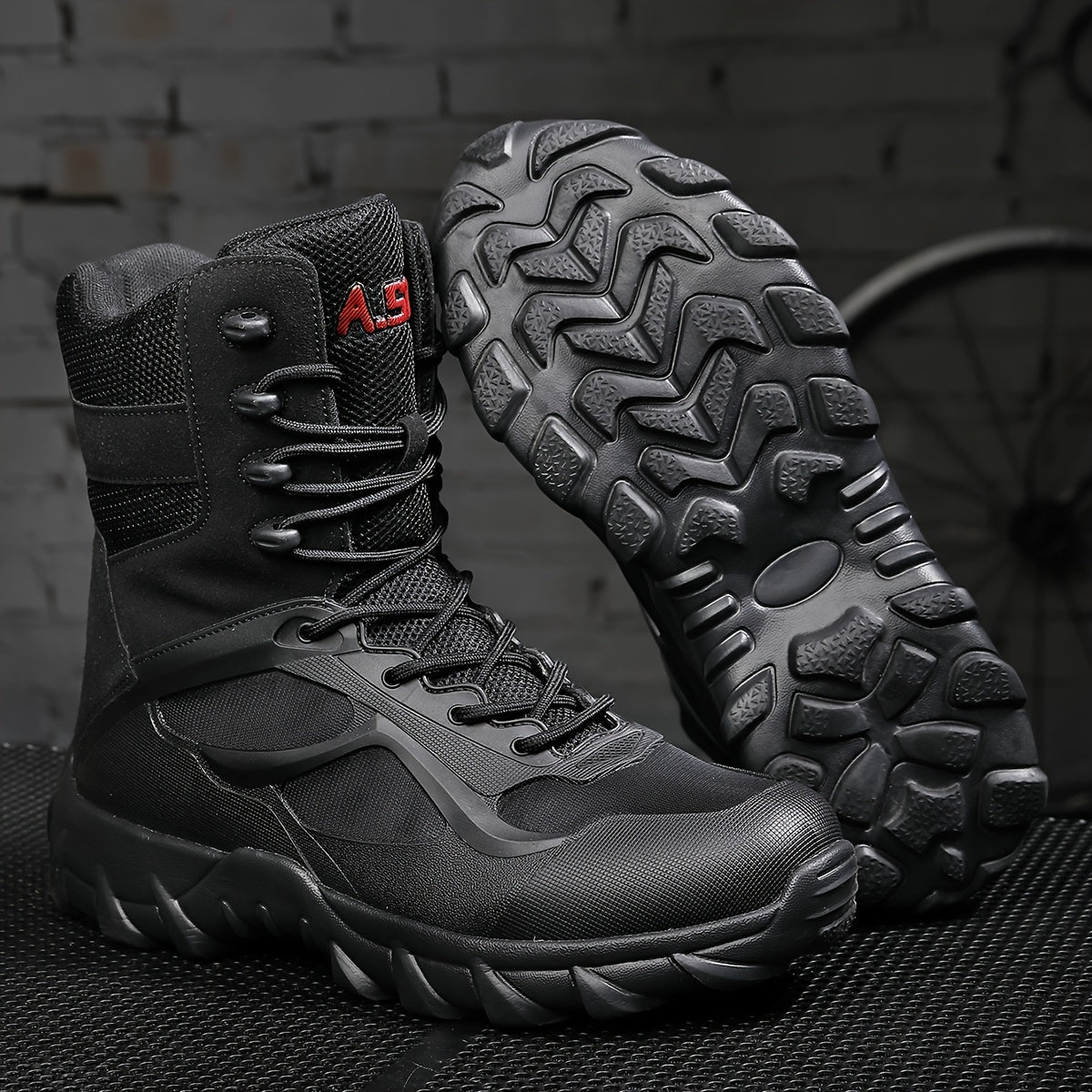 Men's High-Top Hiking Boots Breathable Fabric Non-Slip Soles All-Season