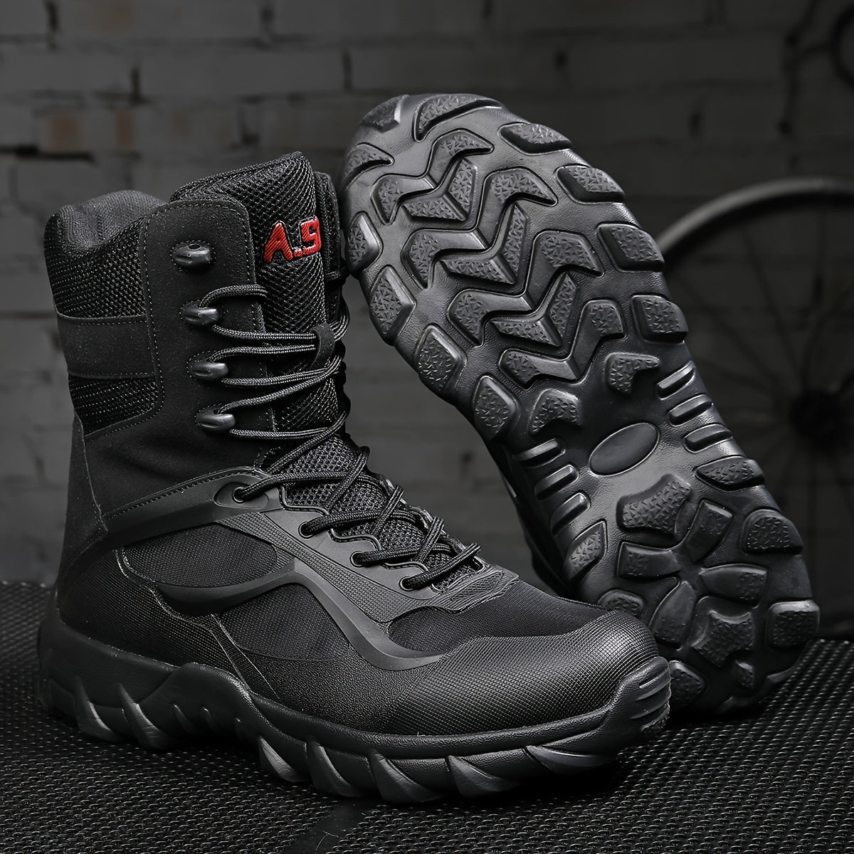 Men's High-Top Hiking Boots Breathable Fabric Non-Slip Soles All-Season