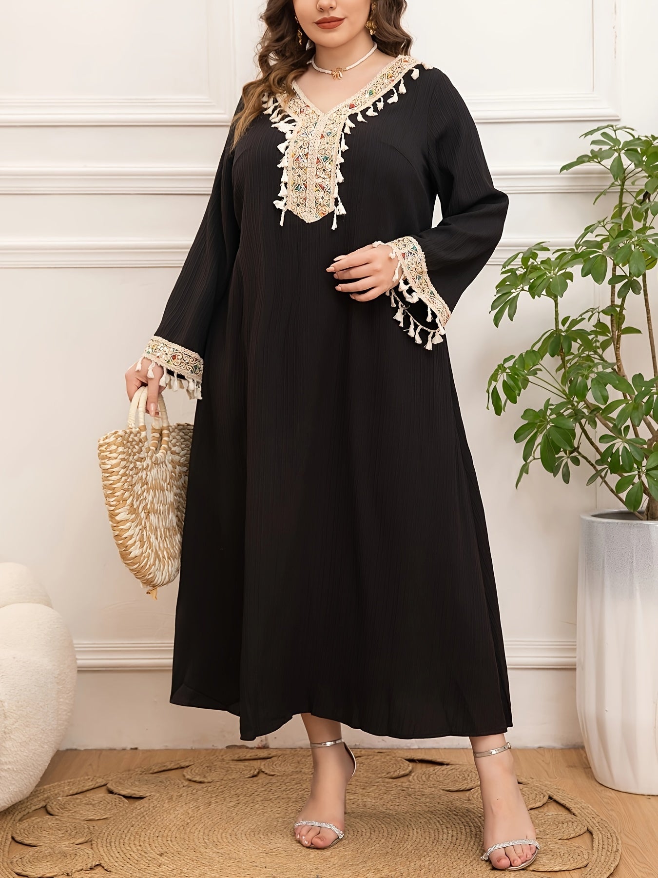 Women's Plus Size Ethnic Embroidered V-Neck Dress Long Sleeve Belly Hiding